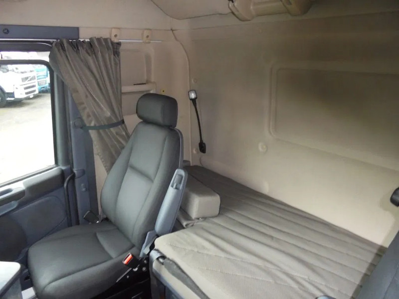 Scania R500 V8 + Euro 5 + Retarder + Lift + 6x2 - Тентованный грузовик: фото 5 Scania R500 V8 + Euro 5 + Retarder + Lift + 6x2 - Тентованный грузовик: фото 5