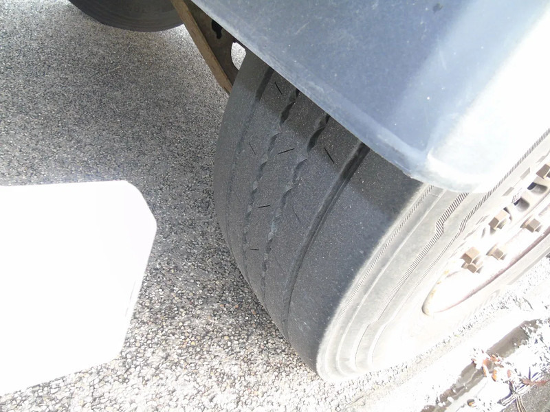 Полуприцеп-фургон Van Hool 2x saf + lift: фото 18