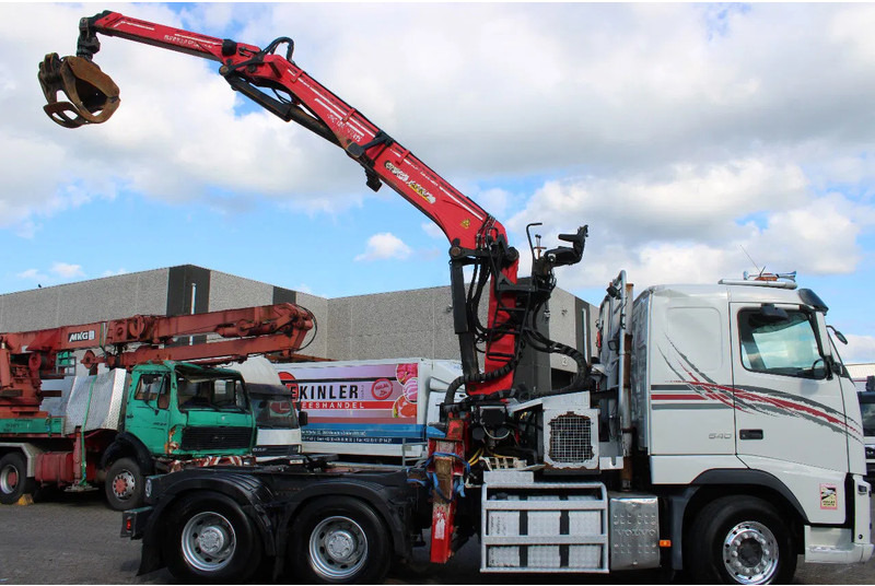 Volvo FH 16.540 + 6x4 EURO 5 + palfinger epsilon 30t/m + MANUAL - Автоманипулятор: фото 4 Volvo FH 16.540 + 6x4 EURO 5 + palfinger epsilon 30t/m + MANUAL - Автоманипулятор: фото 4