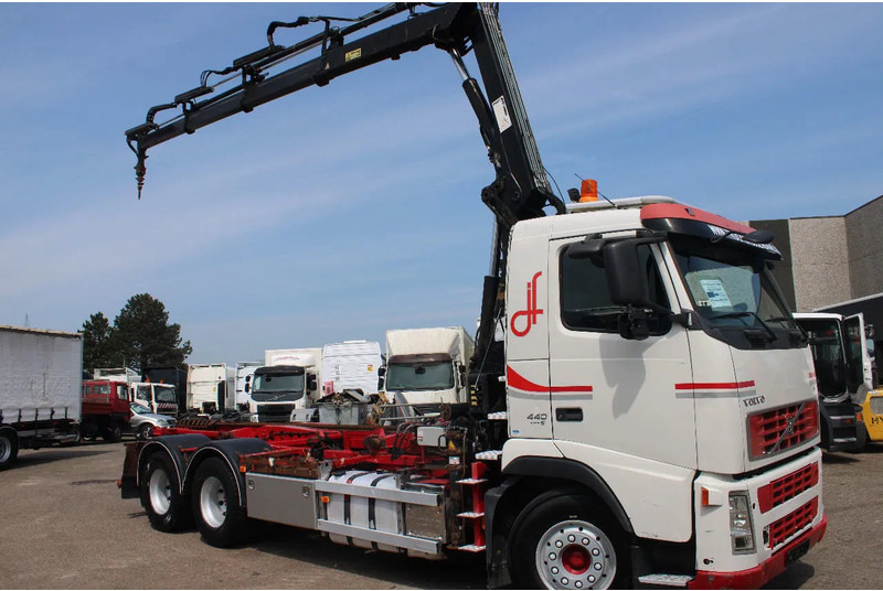 Volvo FM 12.440 +6X4+ HIAB 166E3 PRO + EURO 5 + MANUAL - Тросовый мультилифт, Автоманипулятор: фото 2 Volvo FM 12.440 +6X4+ HIAB 166E3 PRO + EURO 5 + MANUAL - Тросовый мультилифт, Автоманипулятор: фото 2