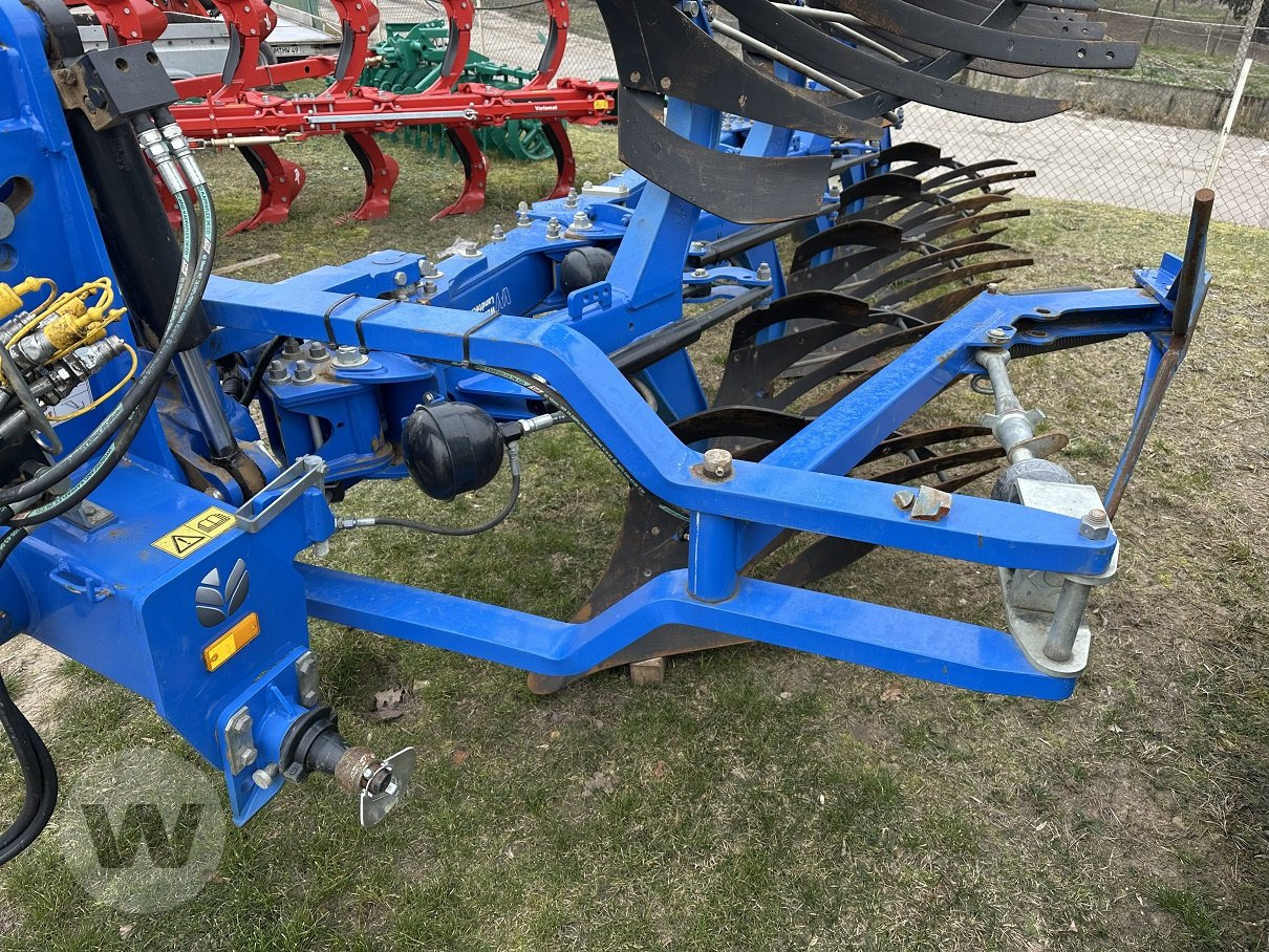 New Holland PHVH 4+1 - Плуг: фото 3 New Holland PHVH 4+1 - Плуг: фото 3