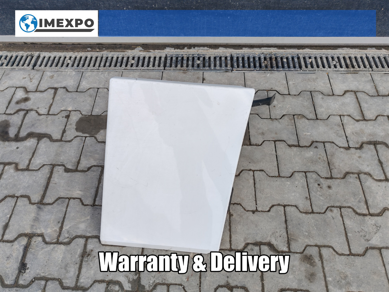 RENAULT RANGE T EURO 6 / HIGH CAB / RIGHT SPOILER EXTENDER - Аэродинамика/ Спойлеры: фото 1 RENAULT RANGE T EURO 6 / HIGH CAB / RIGHT SPOILER EXTENDER - Аэродинамика/ Спойлеры: фото 1