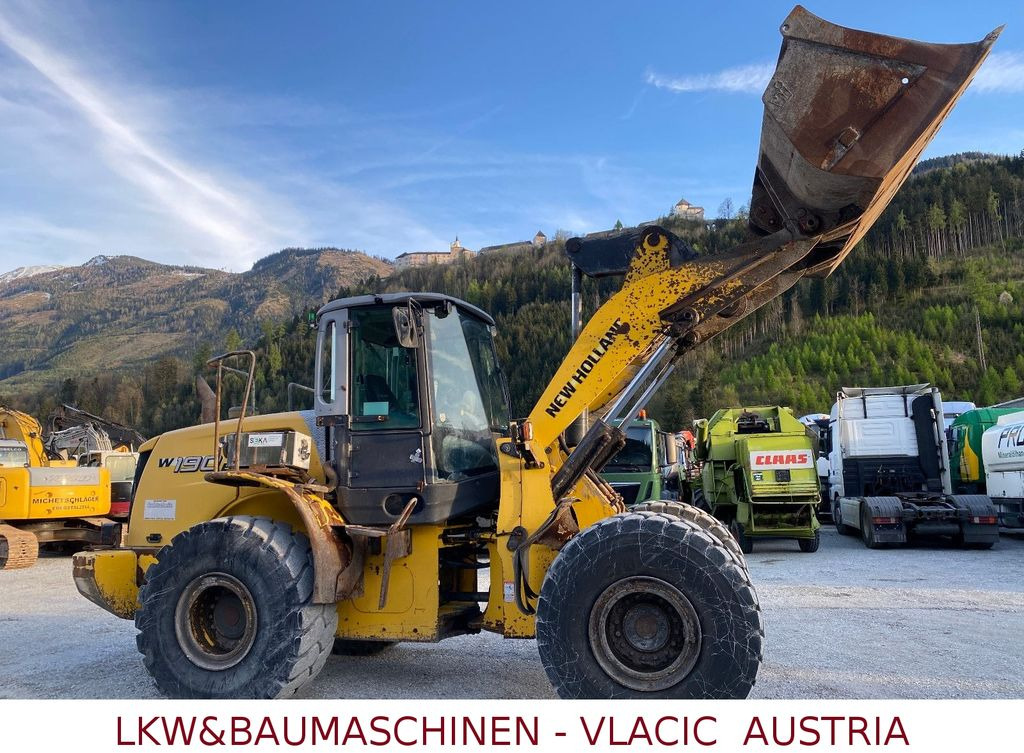 New Holland W190 B New Holland W190 B - Колёсный погрузчик: фото 2 New Holland W190 B New Holland W190 B - Колёсный погрузчик: фото 2