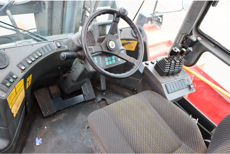 Kalmar DCF450-12 - Дизельный погрузчик: фото 2 Kalmar DCF450-12 - Дизельный погрузчик: фото 2