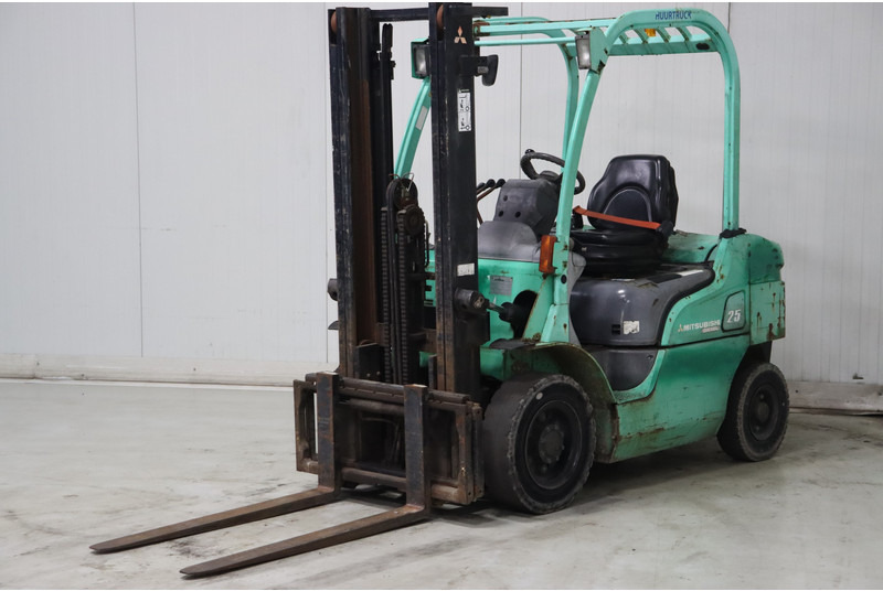 Mitsubishi FD25N - Дизельный погрузчик: фото 5 Mitsubishi FD25N - Дизельный погрузчик: фото 5