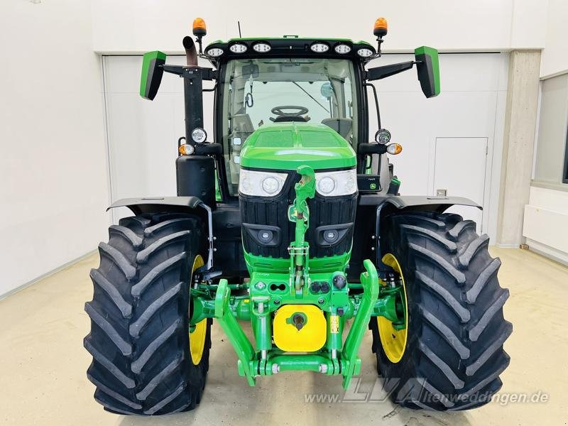 John Deere 6R 185 - Трактор: фото 3 John Deere 6R 185 - Трактор: фото 3