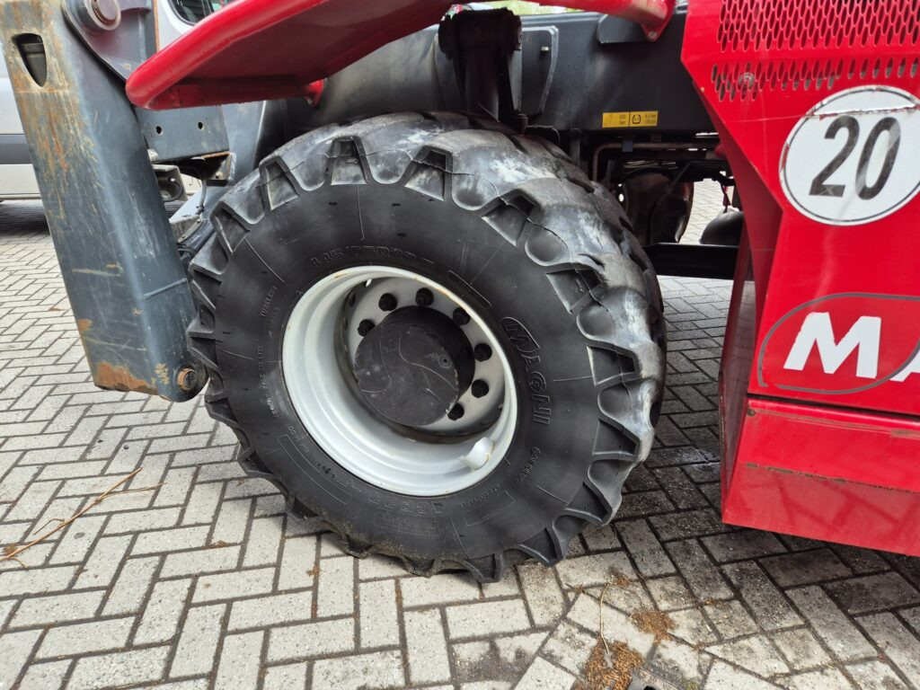 Телескопический погрузчик MAGNI RTH 5.21 Smart – D/C: фото 8 Телескопический погрузчик MAGNI RTH 5.21 Smart – D/C: фото 8