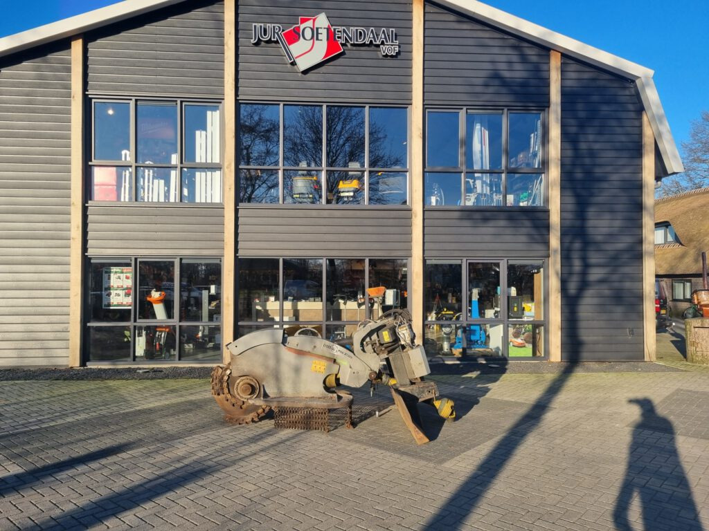 OBMTEC Pro270XL stump grinder - Измельчитель пней: фото 1 OBMTEC Pro270XL stump grinder - Измельчитель пней: фото 1