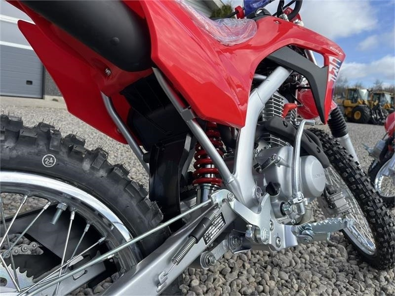 Honda CRF 125 FB Den helt nye model - Квадроцикл: фото 4 Honda CRF 125 FB Den helt nye model - Квадроцикл: фото 4