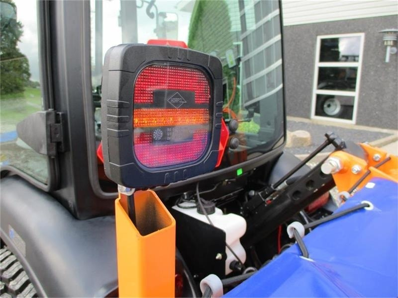 Limas SSP160 Selvlæssende og med lys - Разбрасыватель песка/ Соли для Коммунальной и специальной техники: фото 4 Limas SSP160 Selvlæssende og med lys - Разбрасыватель песка/ Соли для Коммунальной и специальной техники: фото 4