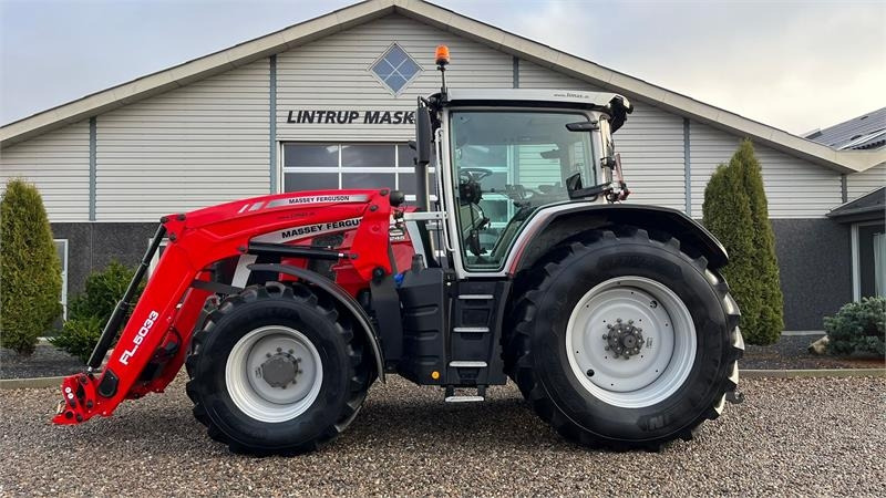 Massey Ferguson 8S.245 Med stor frontlæsser. Dyna 7 Efficient. Kan - Трактор: фото 1 Massey Ferguson 8S.245 Med stor frontlæsser. Dyna 7 Efficient. Kan - Трактор: фото 1