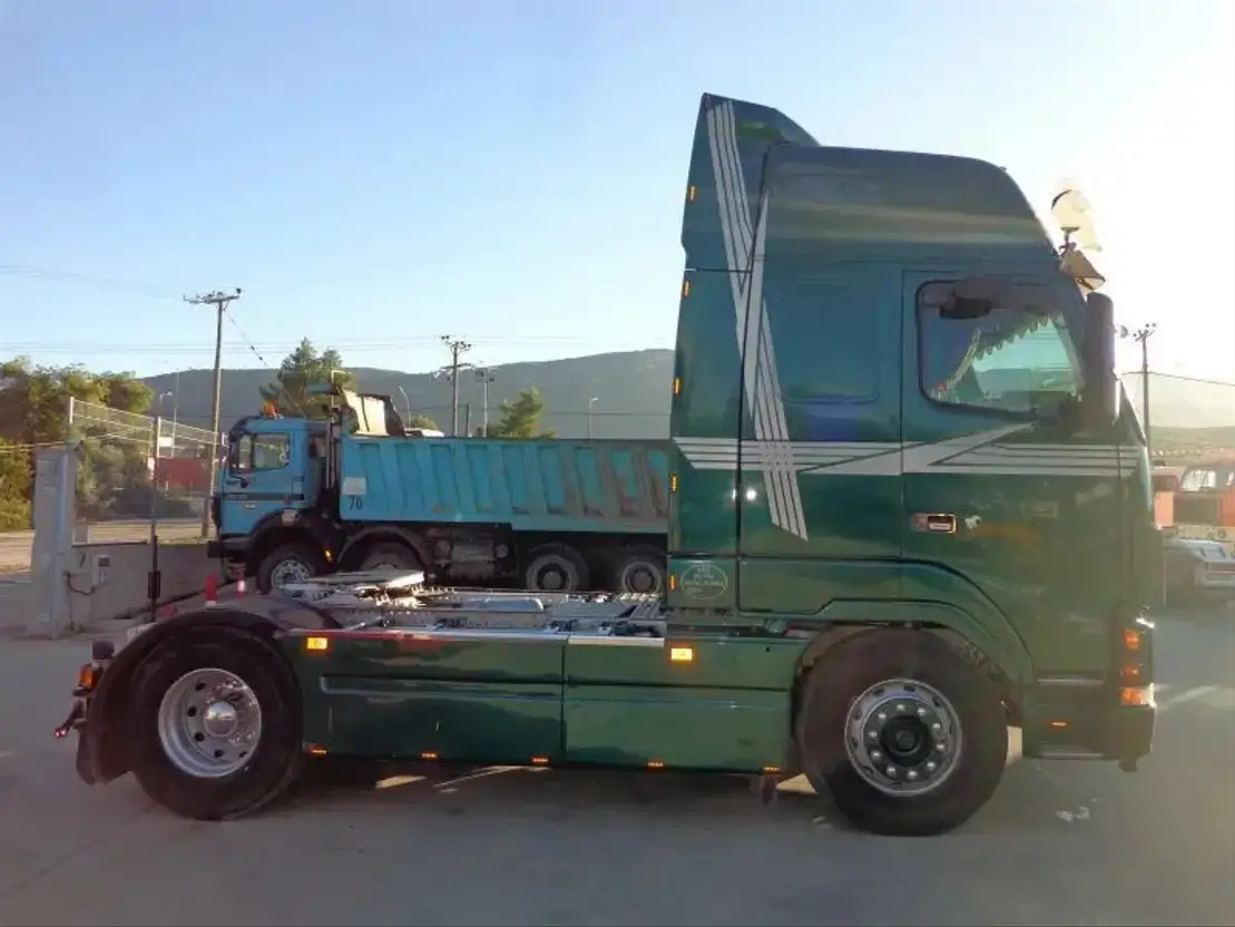 Volvo FH 12.420 Volvo FH12.420 4X2 - Тягач: фото 3 Volvo FH 12.420 Volvo FH12.420 4X2 - Тягач: фото 3