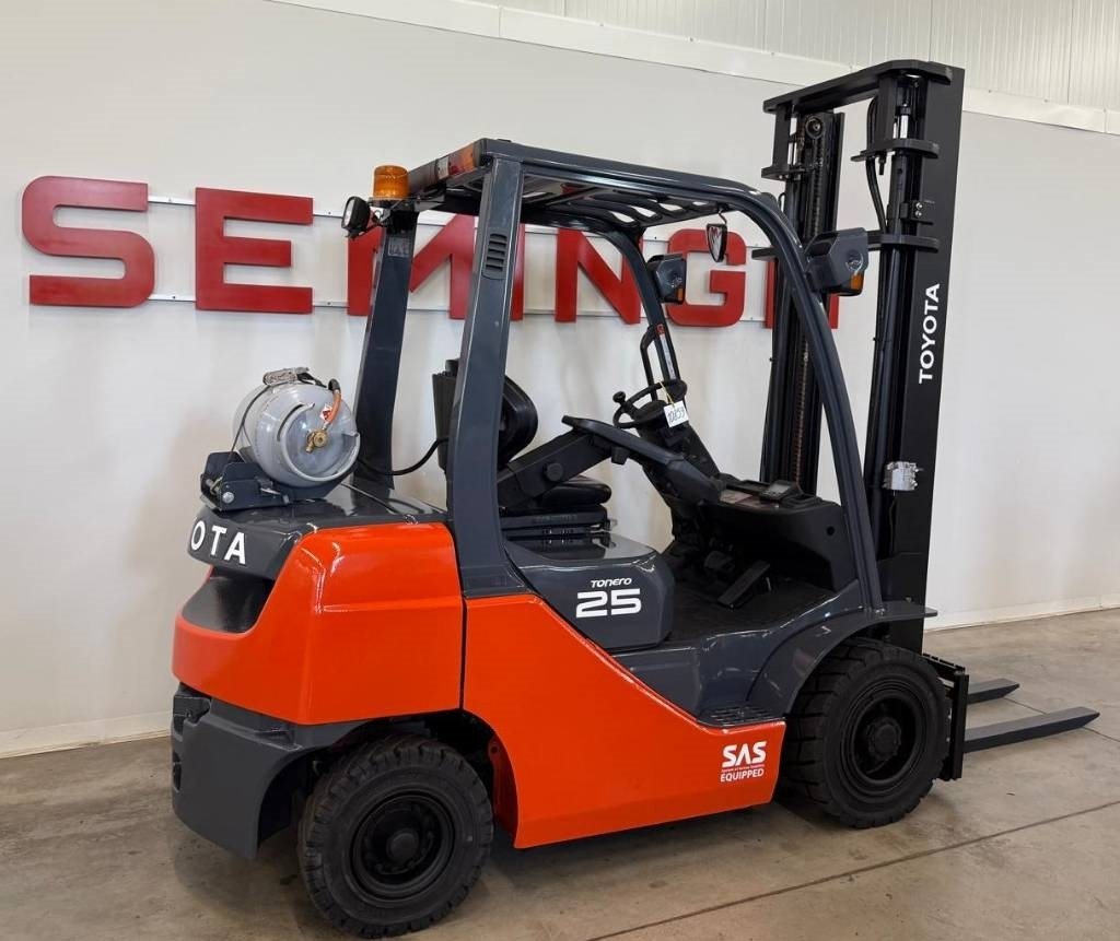 Toyota 10859 - 02-8FGF25 - Газовый погрузчик: фото 3 Toyota 10859 - 02-8FGF25 - Газовый погрузчик: фото 3