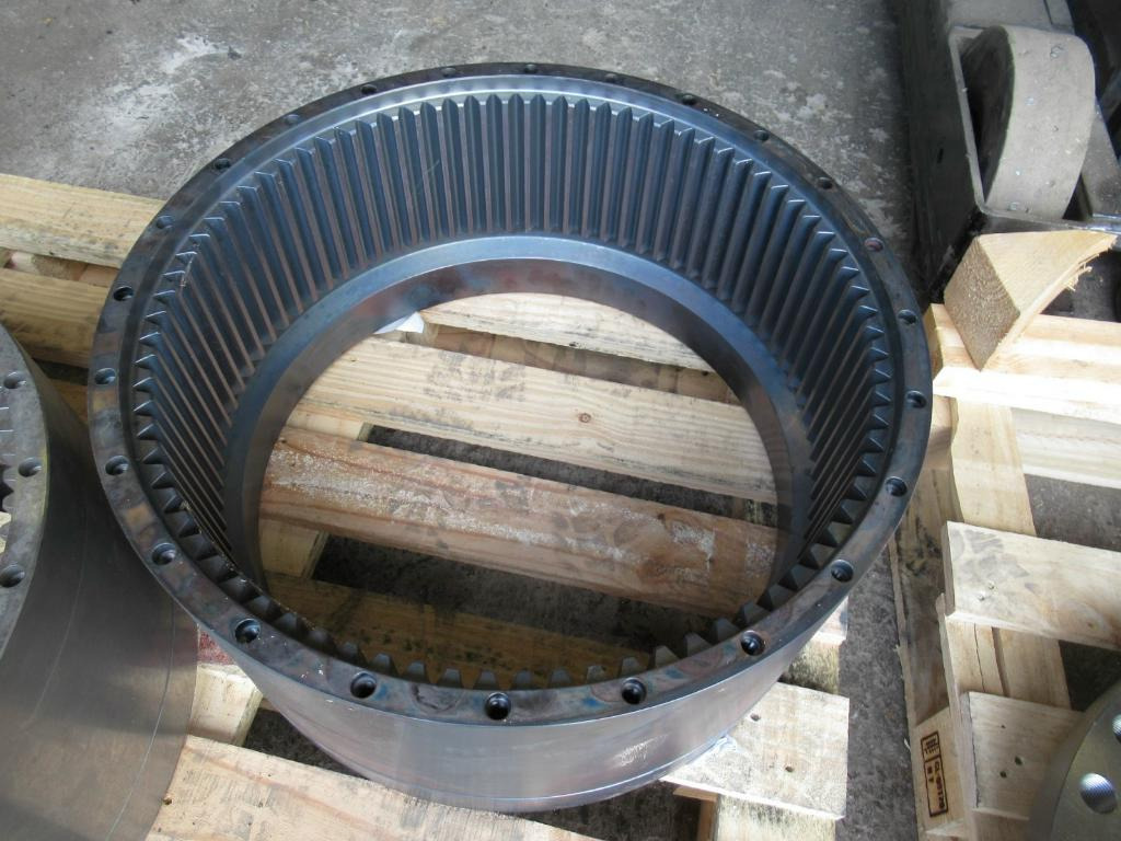 Bomag 05901450 - Бортовой редуктор для Строительной техники: фото 1 Bomag 05901450 - Бортовой редуктор для Строительной техники: фото 1