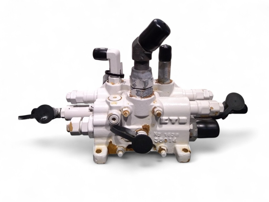 Caterpillar 3100165 - C0010-36001 - Тормозной клапан для Строительной техники: фото 3 Caterpillar 3100165 - C0010-36001 - Тормозной клапан для Строительной техники: фото 3