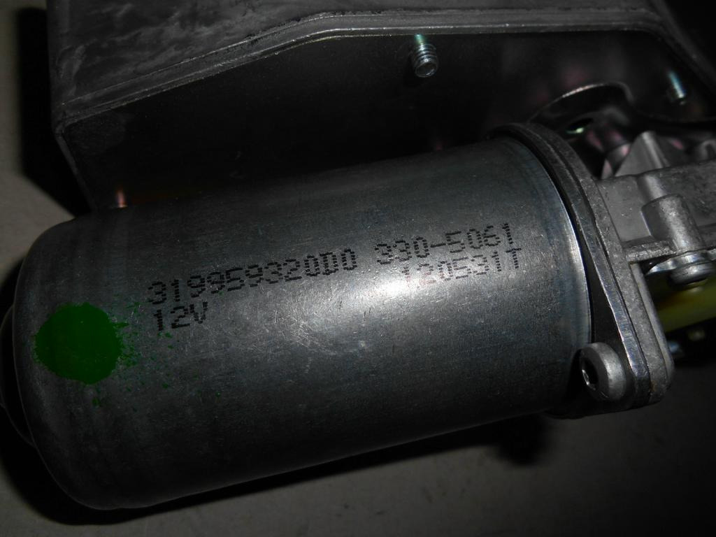 Caterpillar 3305061 - - Щетка стеклоочистителя для Строительной техники: фото 5 Caterpillar 3305061 - - Щетка стеклоочистителя для Строительной техники: фото 5