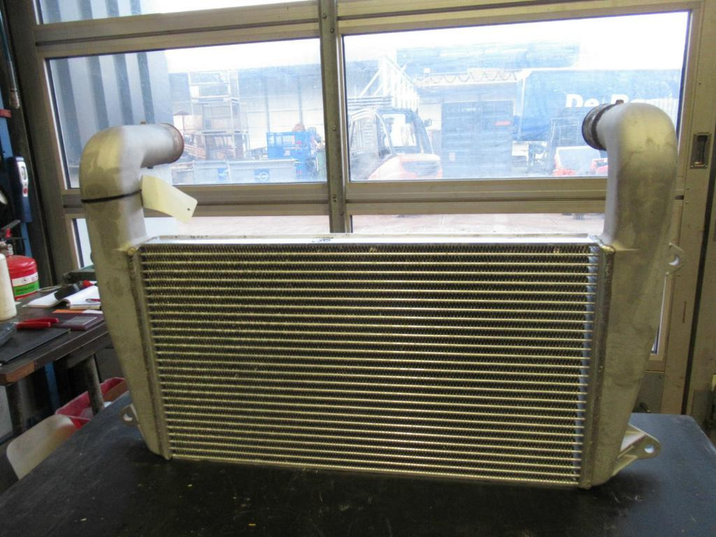 Hyundai R210LC-9 - - Интеркулер для Строительной техники: фото 4 Hyundai R210LC-9 - - Интеркулер для Строительной техники: фото 4