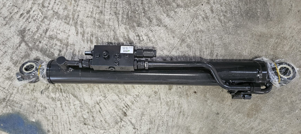 New Holland 31MK-52921CG - 31MK-52921 - Гидравлический цилиндр для Строительной техники: фото 1 New Holland 31MK-52921CG - 31MK-52921 - Гидравлический цилиндр для Строительной техники: фото 1