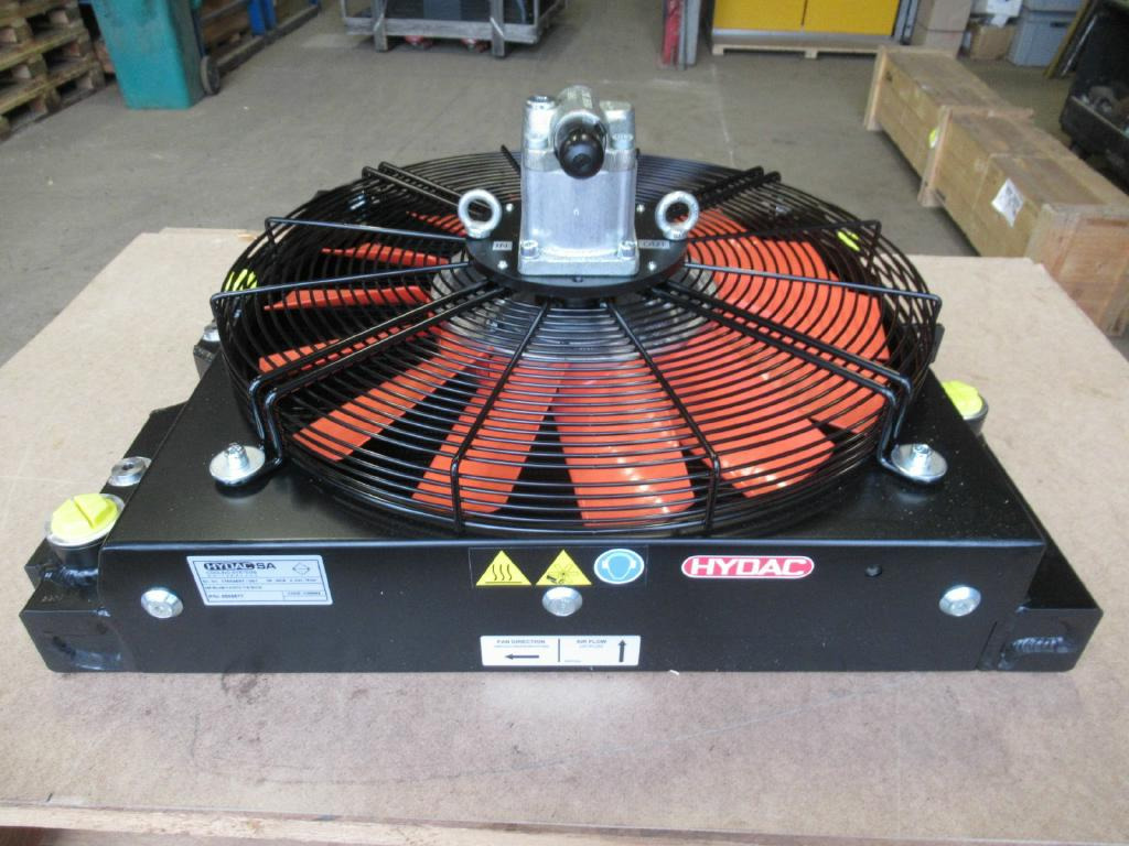 New Holland 6559577 - Радиатор для Строительной техники: фото 3 New Holland 6559577 - Радиатор для Строительной техники: фото 3