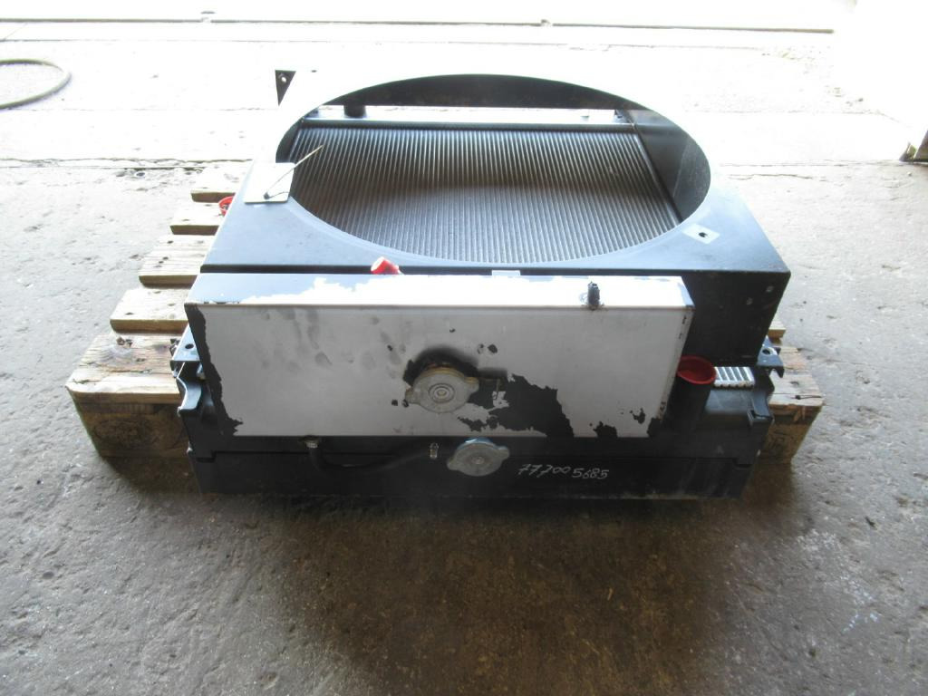 New Holland YN05P00034S001 - Радиатор для Строительной техники: фото 1 New Holland YN05P00034S001 - Радиатор для Строительной техники: фото 1