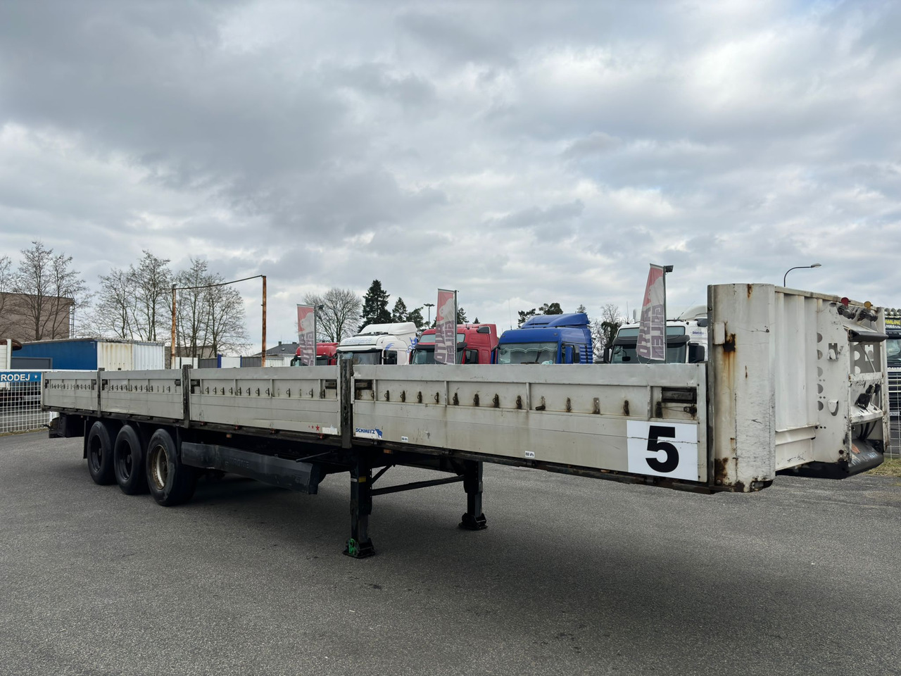 KRONE SD P - Полуприцеп бортовой/ Платформа: фото 3 KRONE SD P - Полуприцеп бортовой/ Платформа: фото 3