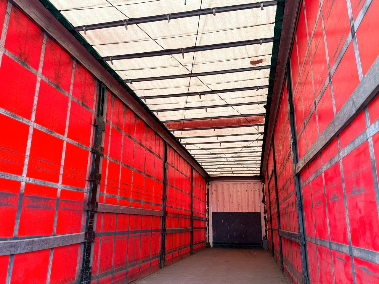 Тентованный полуприцеп Krone SD: фото 9