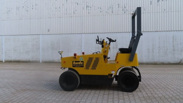 Sakai TS 160-3 - Пневмоколесный каток: фото 5 Sakai TS 160-3 - Пневмоколесный каток: фото 5