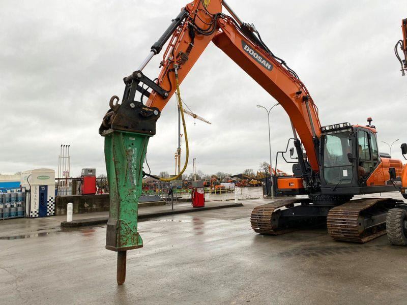 Montabert XL 1900 - Гидромолот: фото 1 Montabert XL 1900 - Гидромолот: фото 1