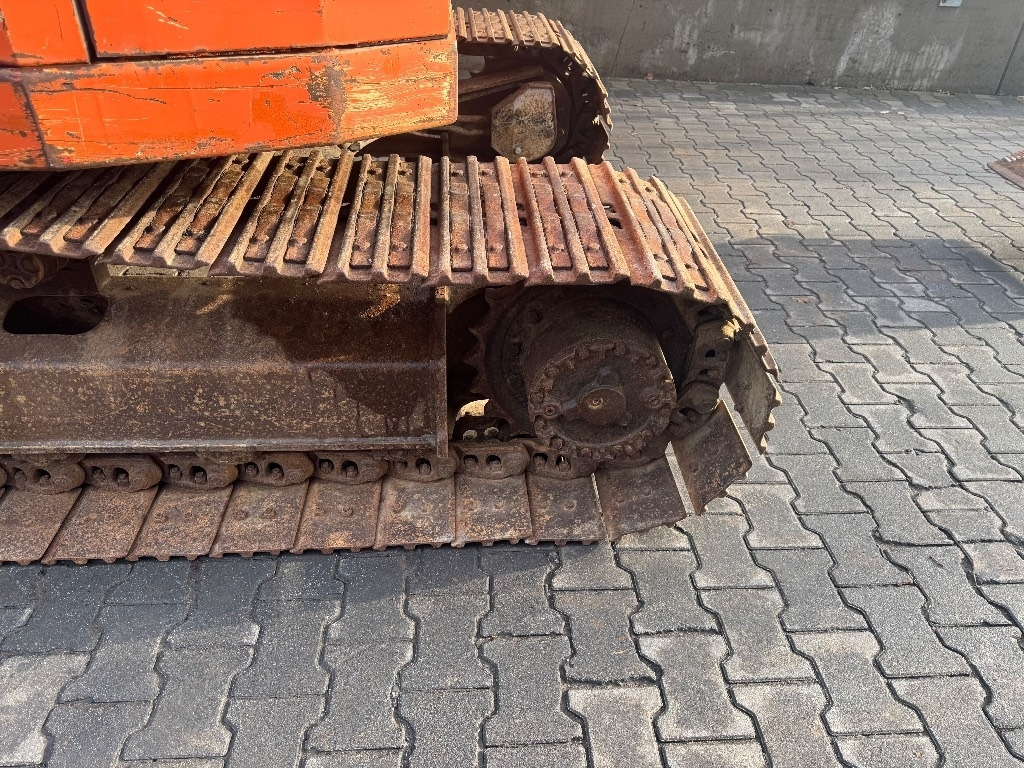 Hitachi EX 60 - Мини-экскаватор: фото 2 Hitachi EX 60 - Мини-экскаватор: фото 2