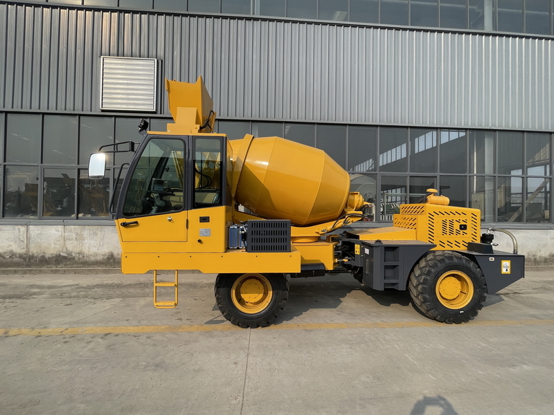 QINGDAO PROMISING 2.0CBM Self-Loading Concrete Mixer Truck CML200 - Автобетоносмеситель: фото 1 QINGDAO PROMISING 2.0CBM Self-Loading Concrete Mixer Truck CML200 - Автобетоносмеситель: фото 1