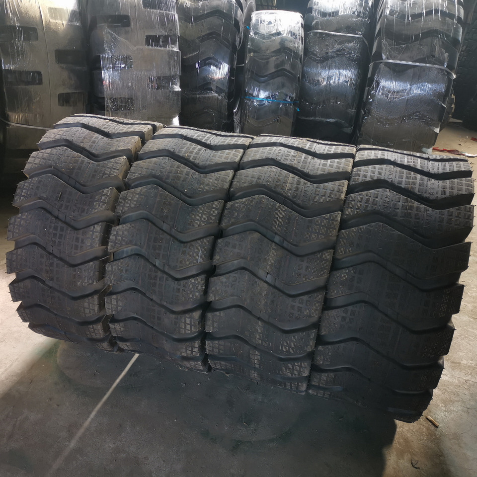 Qingdao Promising 20.5/70-16 Pneumatic Tyre Assembly for China Loader - Шина для Колёсных погрузчиков: фото 1 Qingdao Promising 20.5/70-16 Pneumatic Tyre Assembly for China Loader - Шина для Колёсных погрузчиков: фото 1
