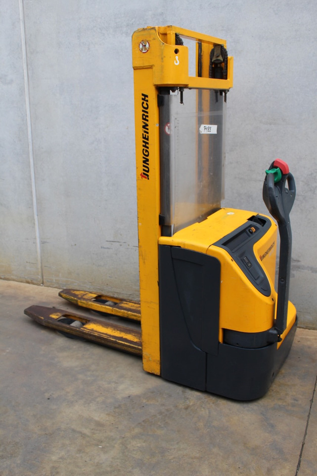 Jungheinrich EJC 212 330 ZT - Штабелер: фото 1 Jungheinrich EJC 212 330 ZT - Штабелер: фото 1