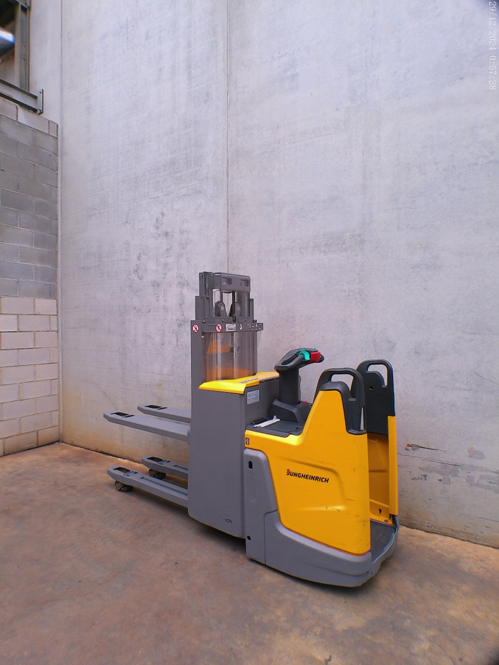 Jungheinrich ERD 220 290 DT - Штабелер: фото 1 Jungheinrich ERD 220 290 DT - Штабелер: фото 1