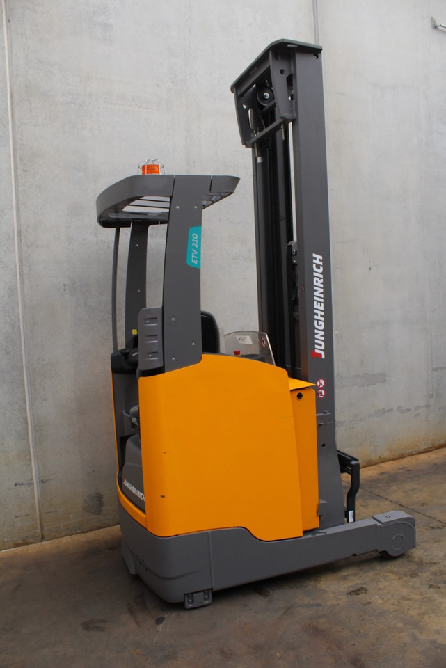 Jungheinrich ETV 210 740 DZ - Ричтрак: фото 2 Jungheinrich ETV 210 740 DZ - Ричтрак: фото 2