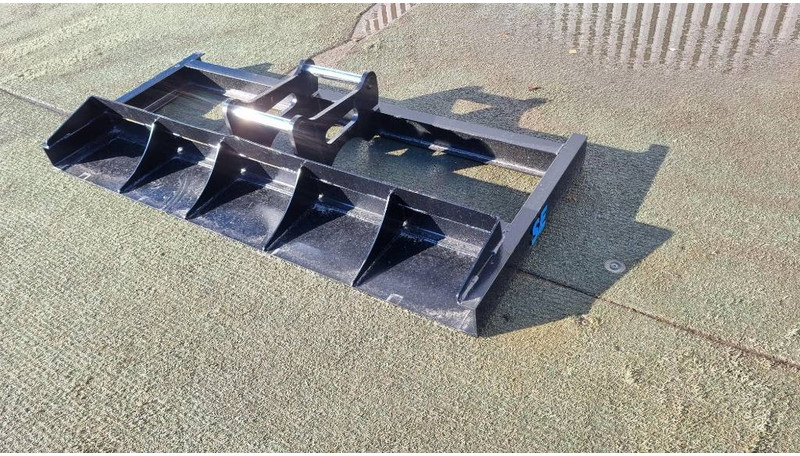 SE Equipment / Planeringsbalk / Avjämningsbalk / A - Навесное оборудование для Строительной техники: фото 2 SE Equipment / Planeringsbalk / Avjämningsbalk / A - Навесное оборудование для Строительной техники: фото 2