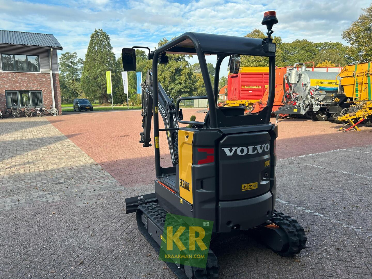 Volvo ECR 18E - Мини-экскаватор: фото 3 Volvo ECR 18E - Мини-экскаватор: фото 3