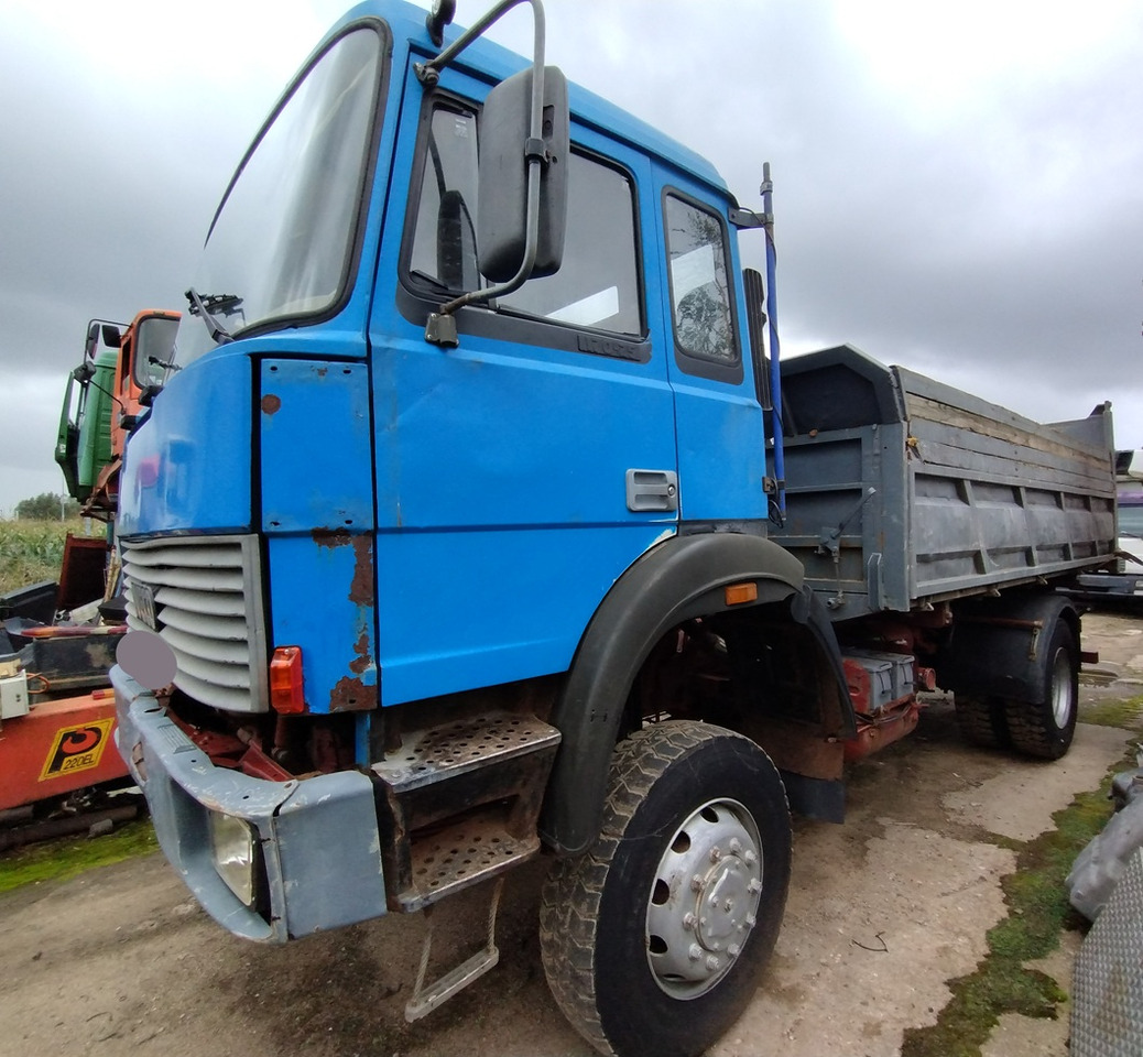 IVECO Magirus 170-25 AHW 4x4 - Самосвал: фото 2 IVECO Magirus 170-25 AHW 4x4 - Самосвал: фото 2