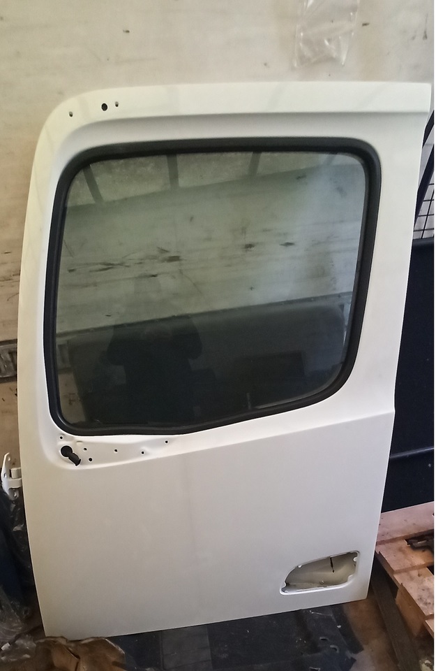 MERCEDES-BENZ ACTROS MP4 LEWE - Дверь и запчасти для Грузовиков: фото 1 MERCEDES-BENZ ACTROS MP4 LEWE - Дверь и запчасти для Грузовиков: фото 1