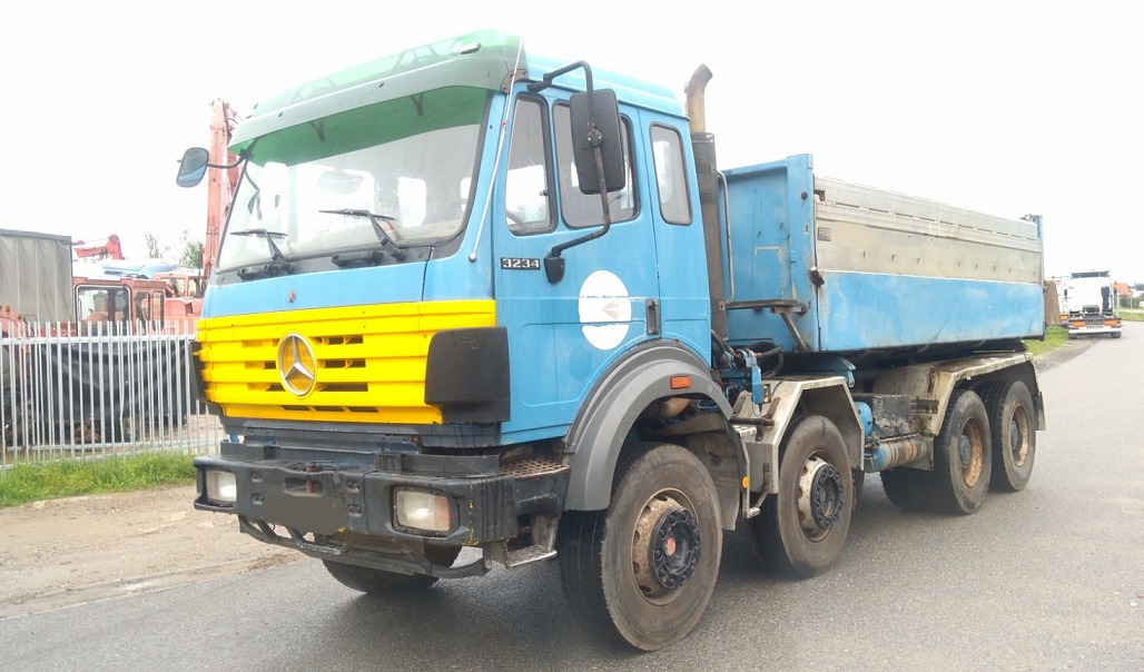 MERCEDES-BENZ SK 3234 8x4 - Самосвал: фото 1 MERCEDES-BENZ SK 3234 8x4 - Самосвал: фото 1