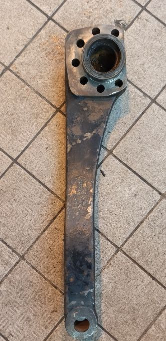 WĄS ZWROTNICY DOLNY PRAWY DRĄŻKA PRZOD NAPED MAN F90 F2000 TG TGA TGS TGX 4X4 6X6 8X6 8X8 CZĘŚCI - Передняя ось: фото 2 WĄS ZWROTNICY DOLNY PRAWY DRĄŻKA PRZOD NAPED MAN F90 F2000 TG TGA TGS TGX 4X4 6X6 8X6 8X8 CZĘŚCI - Передняя ось: фото 2