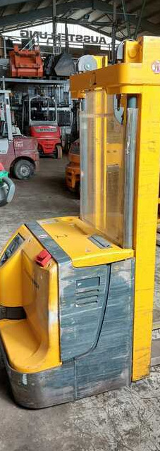 Jungheinrich EJC14 - Штабелер: фото 3 Jungheinrich EJC14 - Штабелер: фото 3