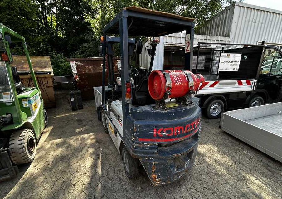 Komatsu FG15HT-15 - Газовый погрузчик: фото 3 Komatsu FG15HT-15 - Газовый погрузчик: фото 3