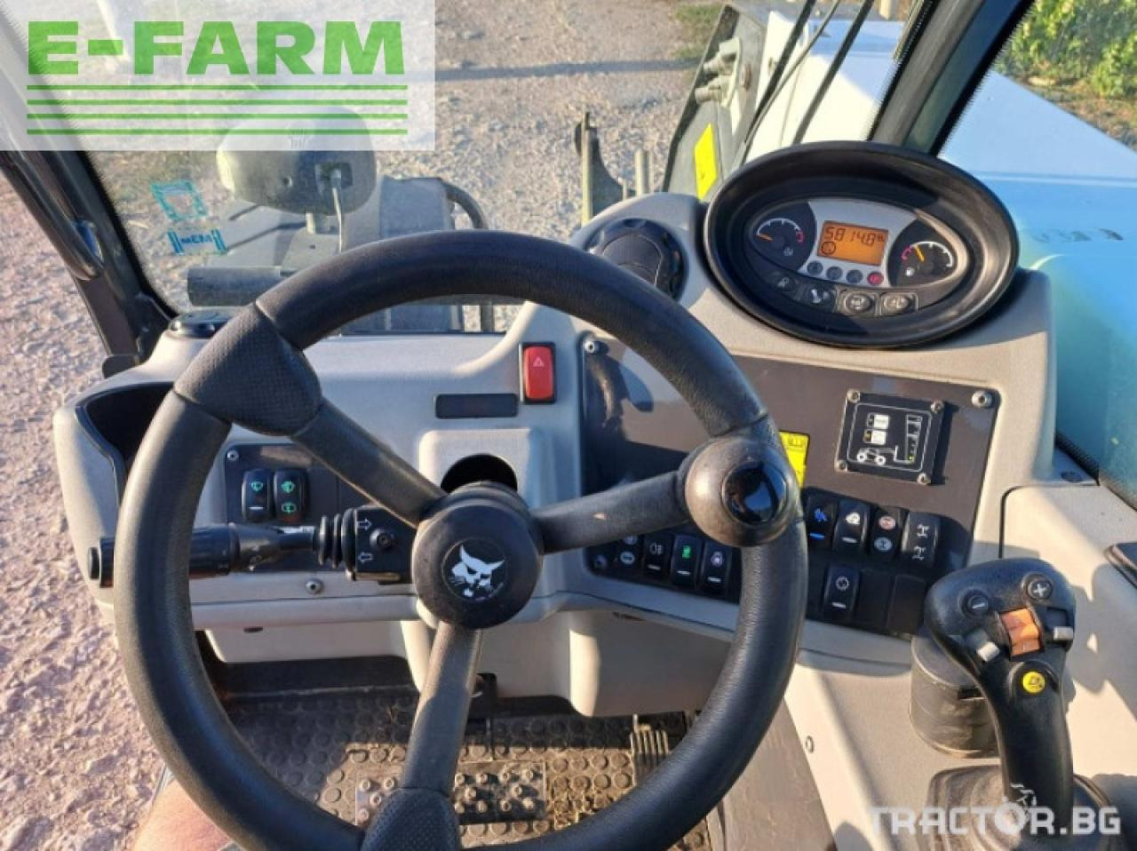 Телескопический погрузчик Bobcat TL 470 HF: фото 7