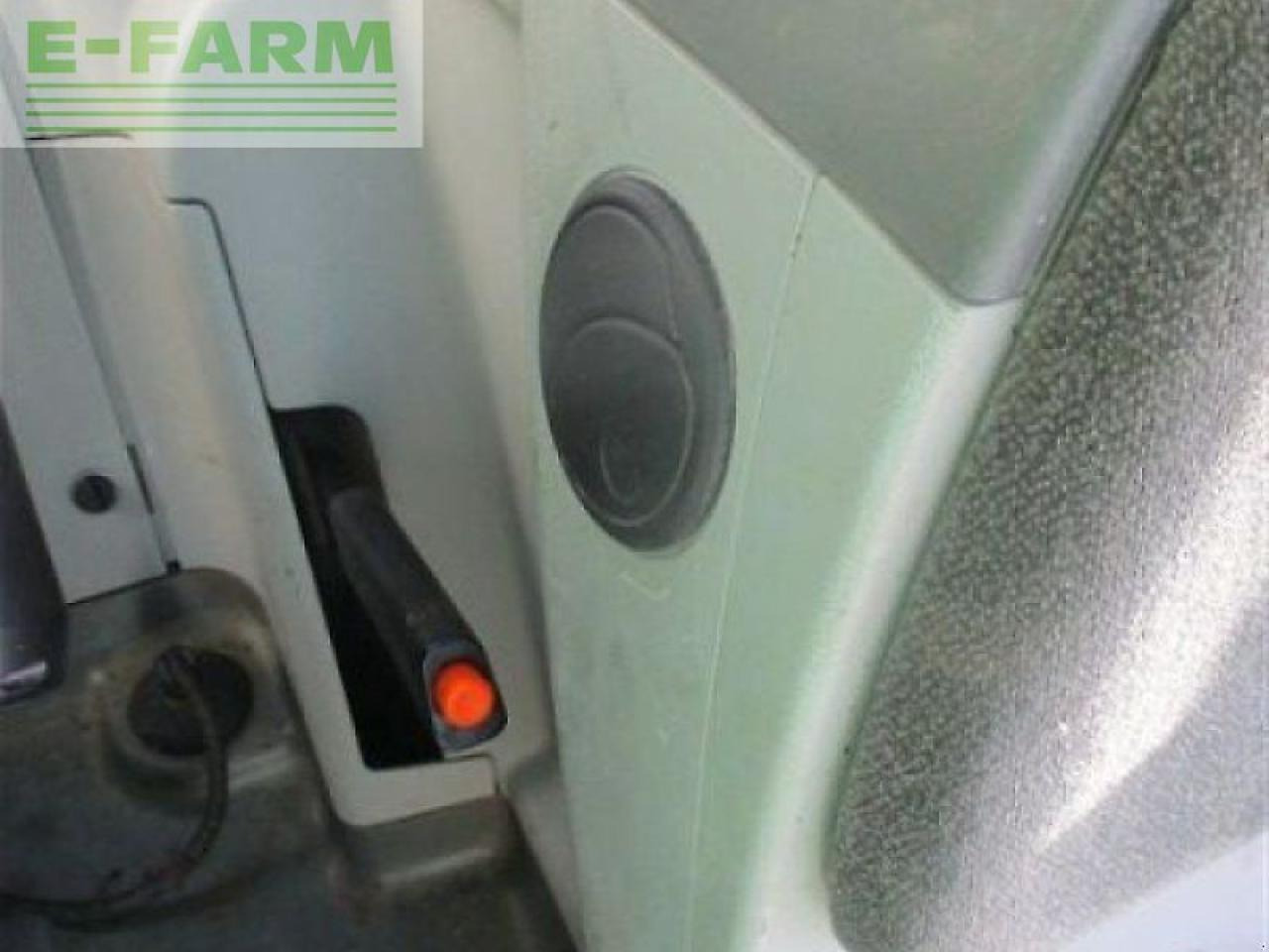 Трактор CLAAS arion 420 #871: фото 10 Трактор CLAAS arion 420 #871: фото 10