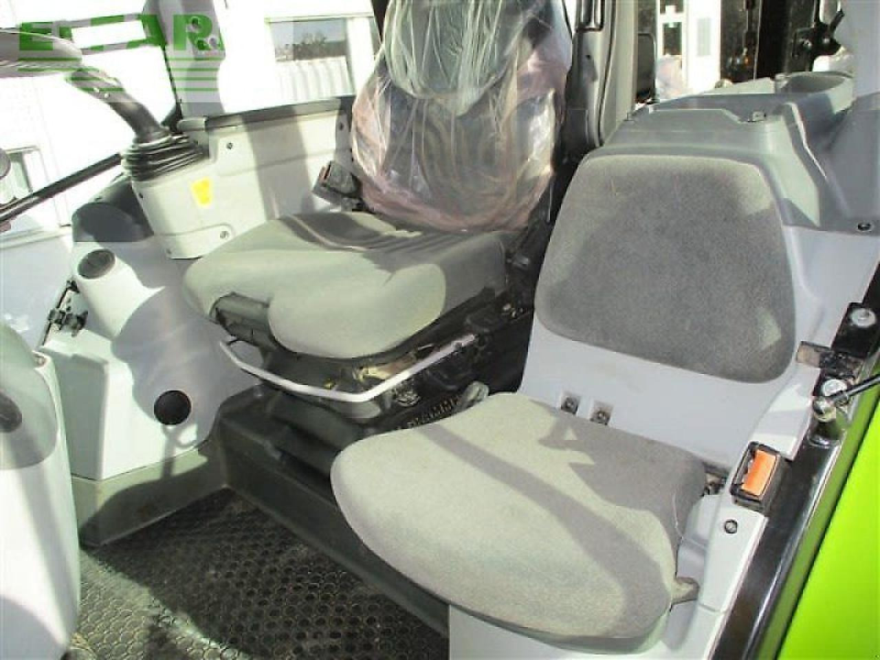 Трактор CLAAS arion 420 #871: фото 15 Трактор CLAAS arion 420 #871: фото 15