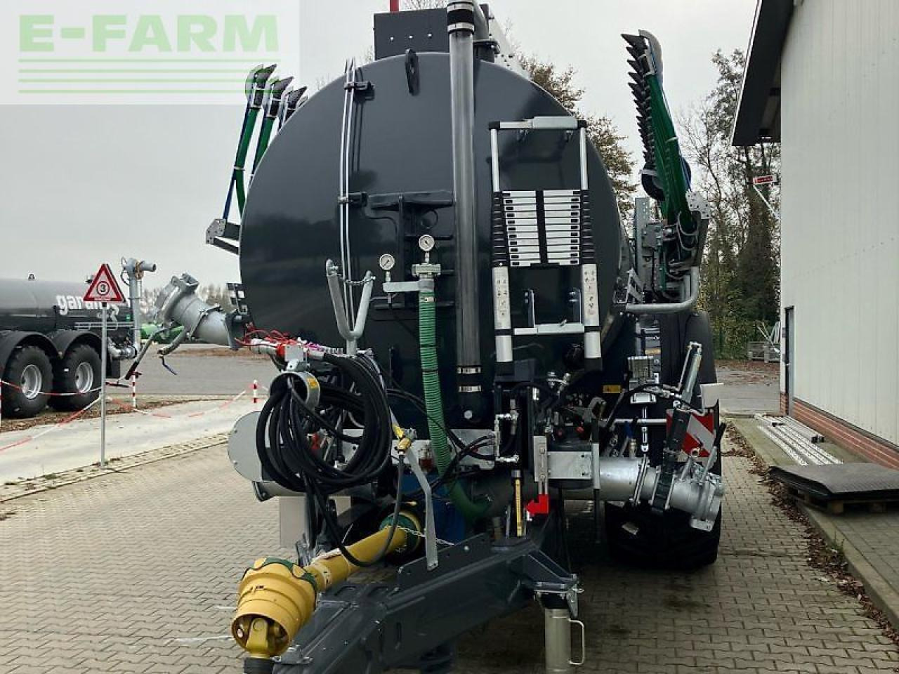 Gebo pt 16.500 - Техника для внесения удобрений: фото 3 Gebo pt 16.500 - Техника для внесения удобрений: фото 3