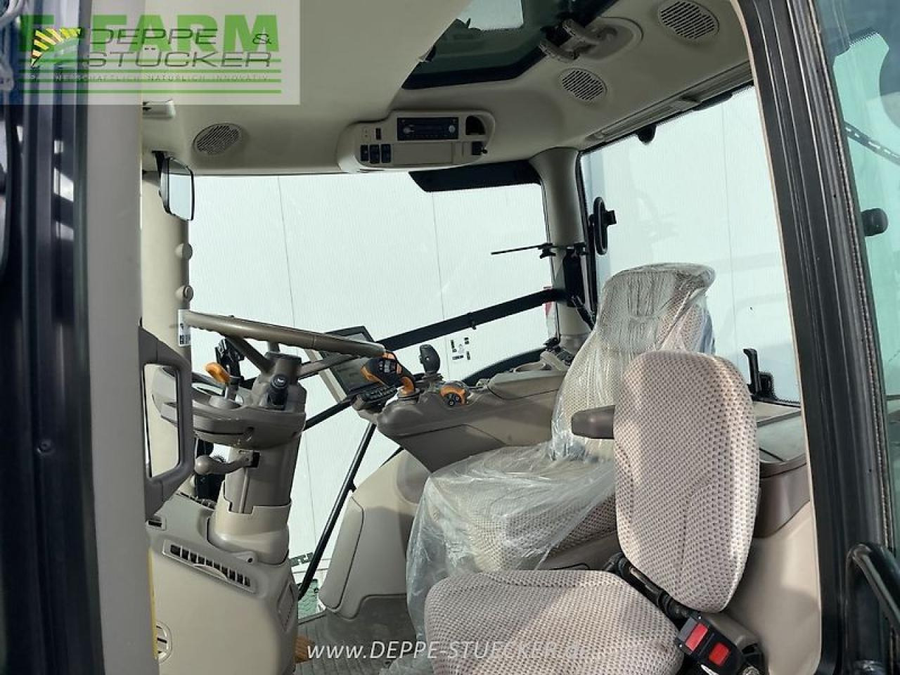 Трактор John Deere 6250r: фото 6 Трактор John Deere 6250r: фото 6