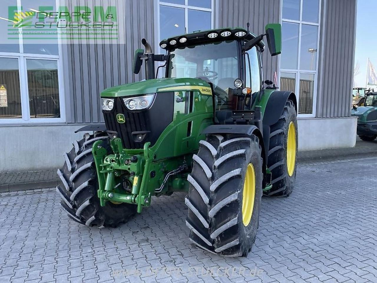 Трактор John Deere 6r 175: фото 18