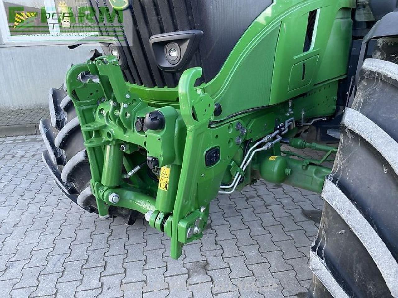 Трактор John Deere 6r 175: фото 16