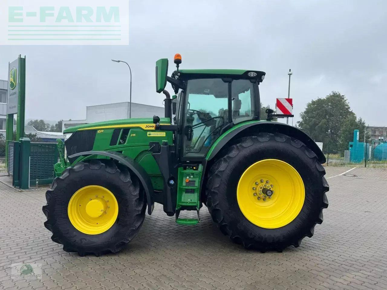 John Deere 6r 215 - command pro - Трактор: фото 5 John Deere 6r 215 - command pro - Трактор: фото 5